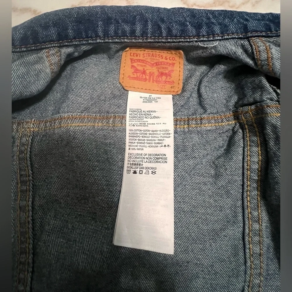 Levi’s Strauss Blue Denim Trucker Jacket Snap Button Front Unisex Toddler 4T